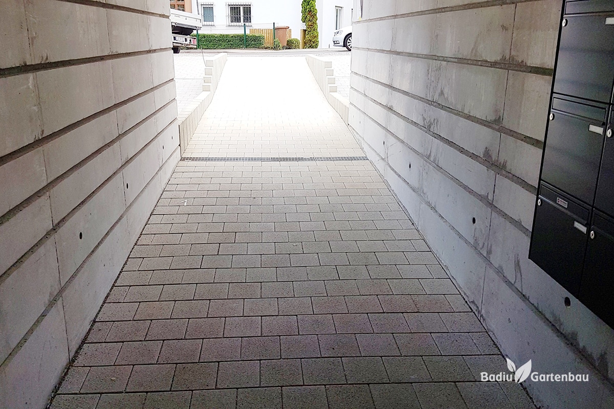 Pflastersteine Dachswald – Badiu Gartenbau